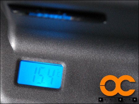 L'affichage LCD de température du PC AirCon PAC 400