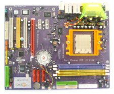 ECS KN1 Extreme : la nouvelle K7S5A ?