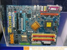 Le SLI pour P4 LGA775 arrive !