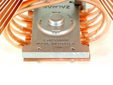 Le CNPS 9500 contre le reste du monde