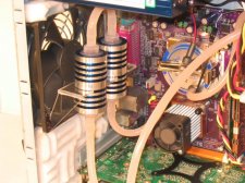 Un + plus votre watercooling ? mwouai...
