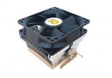 Duel de ventirads : Sussuro vs Rocky booster