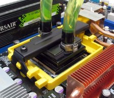 Corsair Nautilus500 VS Zalman Reserator 1 +