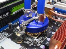 Corsair Nautilus500 VS Zalman Reserator 1 +