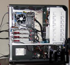 [Computex] Heu, y en a une de trop l ?