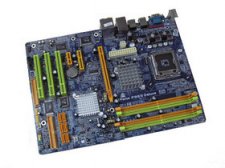 Une carte de plus pour le Core Duo 2 : la Biostar TForce P965 Deluxe